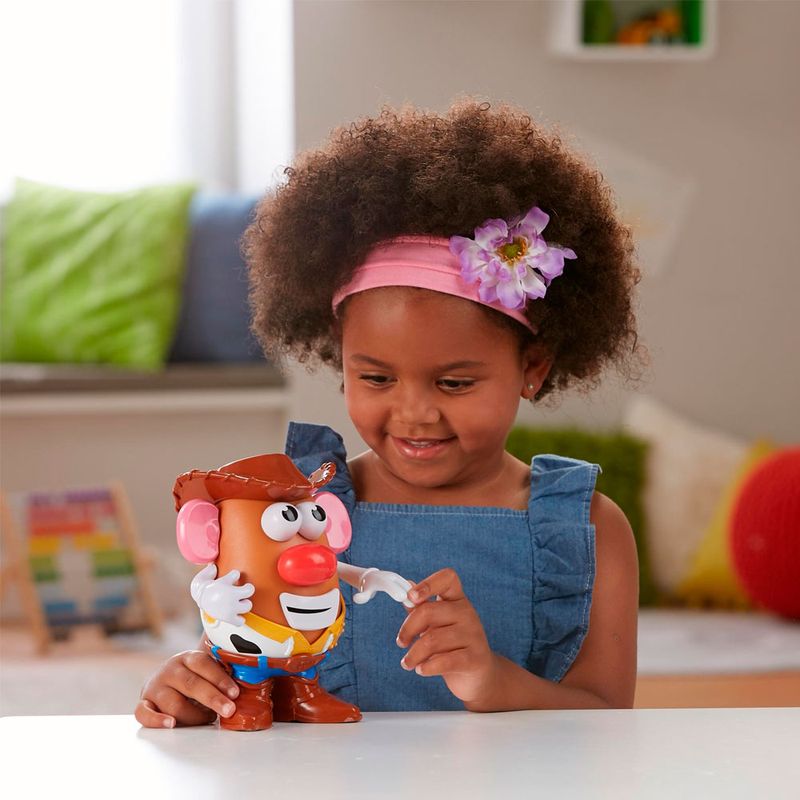 Toy-Story-4-Mr.-Potato-Head-Batata-Woody---Hasbro