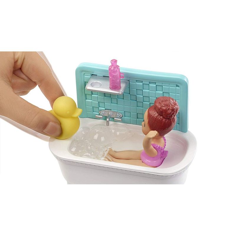 Barbie-Skipper-BabySitter-Hora-do-Banho-Mechas-Roxas--Mattel----3