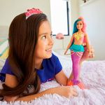 Barbie-Dreamtopia-Sereia-Cabelo-Rosa-e-Azul-Turquesa--Mattel---4