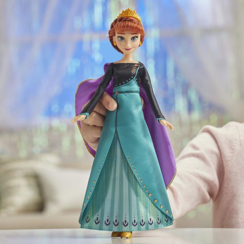 Boneca-Frozen-2-Toca-a-Cancao-Anna---Hasbro