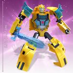 Figura-Transformers-com-Armadura-Bumblebee---Hasbro
