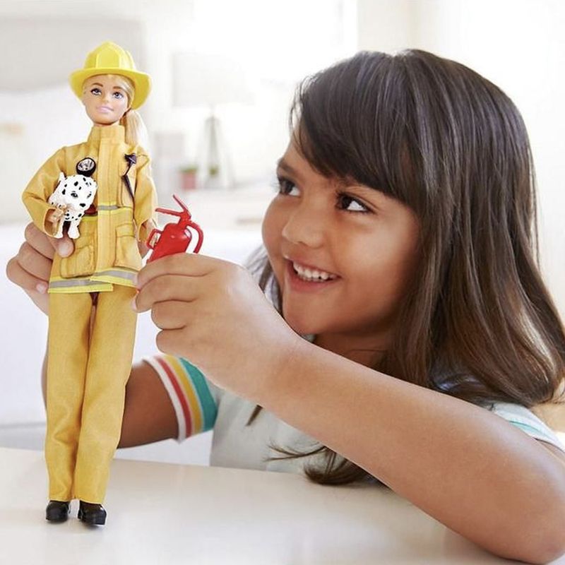 Boneca-Barbie-Profissoes-Bombeira-com-Cachorrinho---Mattel-