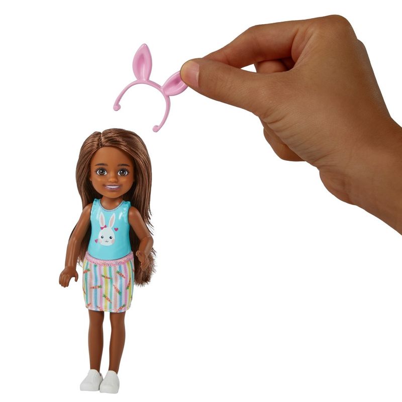 Boneca-Barbie-Chelsea-com-Coelhinho-e-Acessorios---Mattel