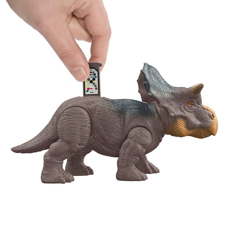 Jurassic-World-Pack-Feroz-Nasutoceratops---Mattel-