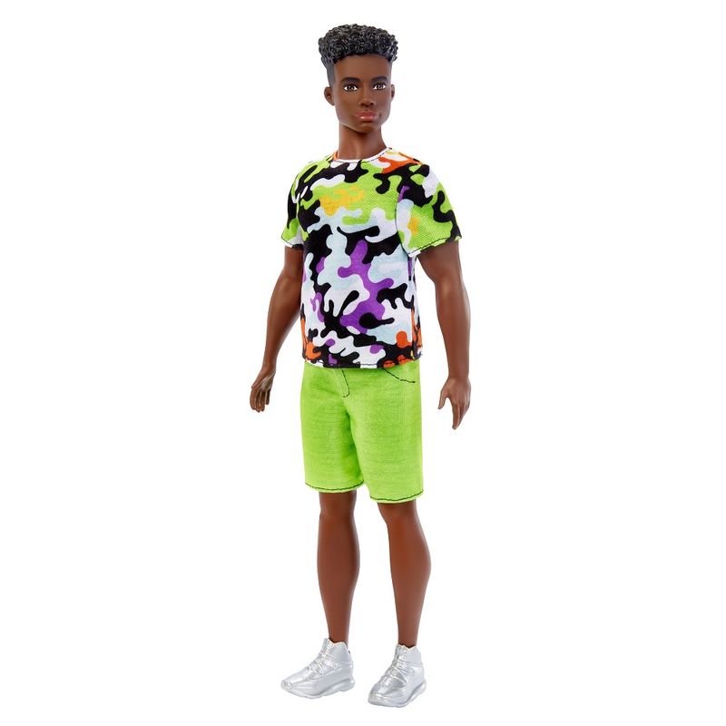 Barbie-Fashionista-Ken-Camiseta-Camuflada---Mattel