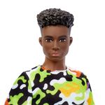 Barbie-Fashionista-Ken-Camiseta-Camuflada---Mattel