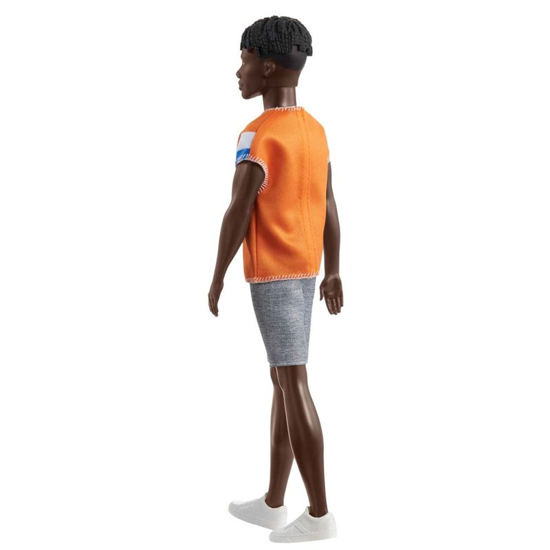 Barbie-Fashionista-Ken-Camiseta-Esportiva-Laranja---Mattel