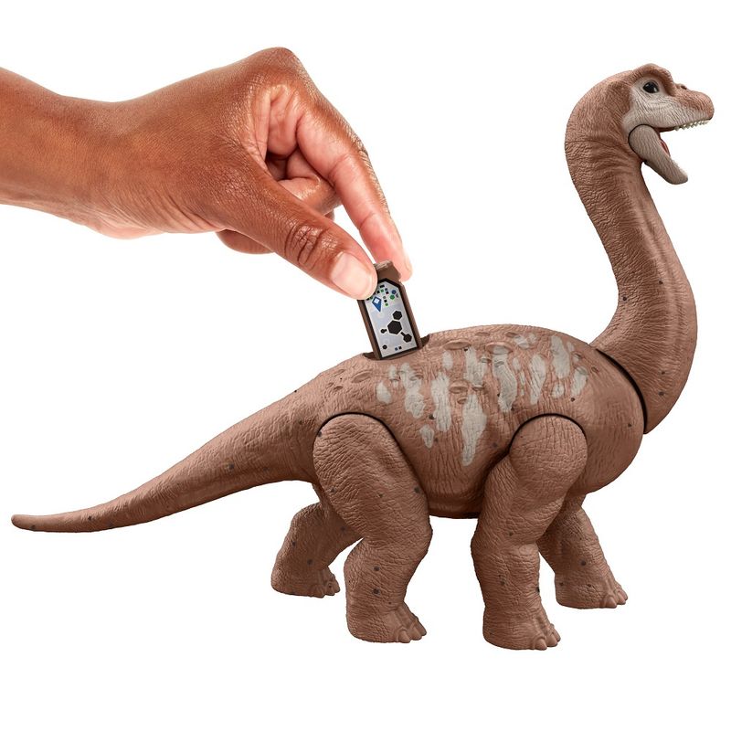 Jurassic-World-Dino-Trackers-Brachiosaurus---Mattel