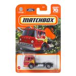 Matchbox-Basics-1965-Ford-C900---Mattel