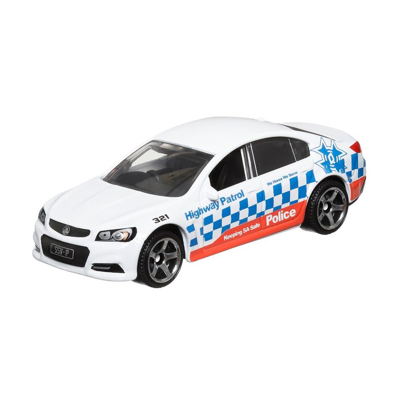 Matchbox-Basics-Holden-VF-Commodore-SSV---Mattel