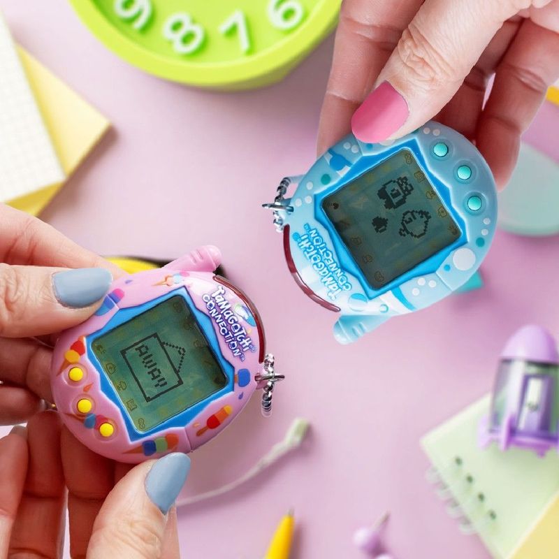Tamagotchi Connection Classic Light Blue - Fun Divirta-se 3